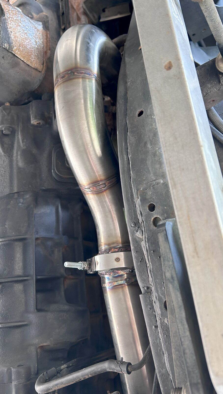 Stainless exhaust fabrication